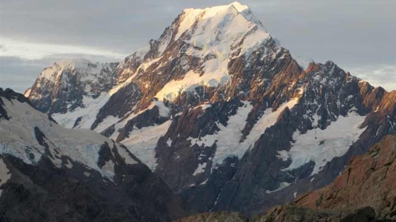 جبال نيوزيلندا 