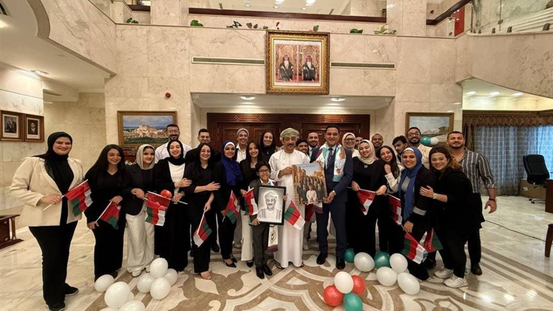 سفير سلطنة عمان 