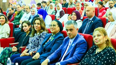 وزيرة التنمية المحلية تطلق النسخة الثالثة من برنامج قادة المناخ لتعزيز القيادة البيئية