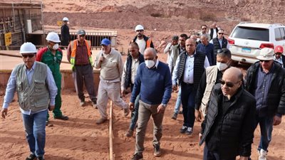 في زيارة تفقدية.. وزير الكهرباء يتابع سير العمل بمركز هيئة المواد النووية بجنوب سيناء