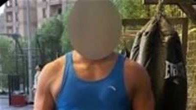 استئناف الملاكم المتهم بالتعدي على أسرة داخل 