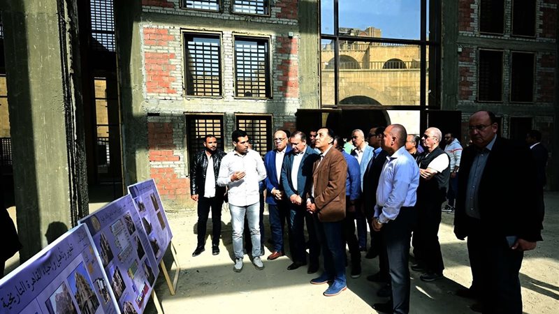 رئيس الوزراء مصطفى