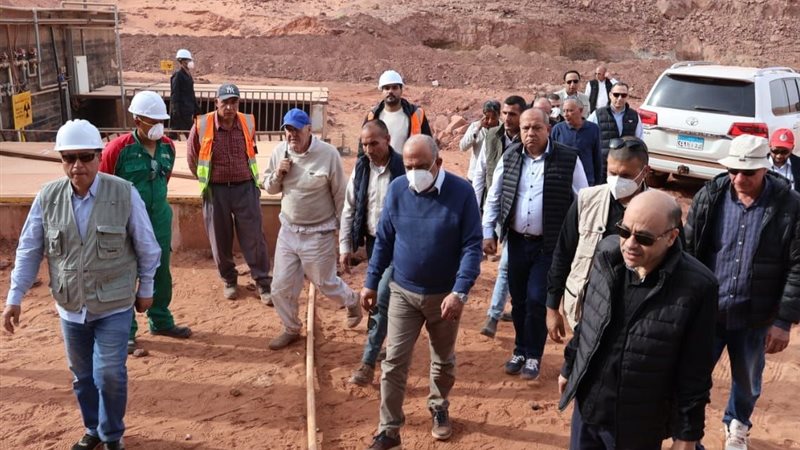  الدكتور محمود عصمت