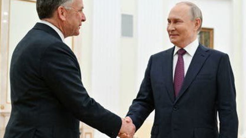 لقاء بين بوتين وويتكوف