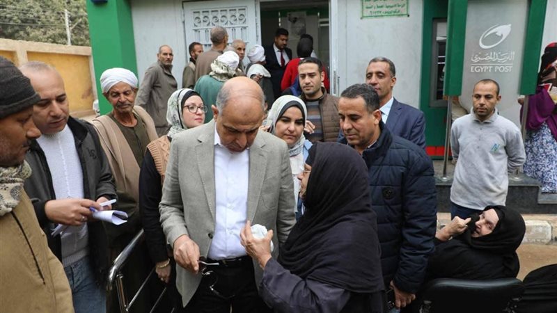 محافظ المنيا يتفقد