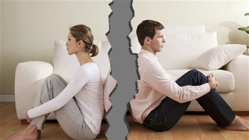 سيدة تقيم دعوى خلع