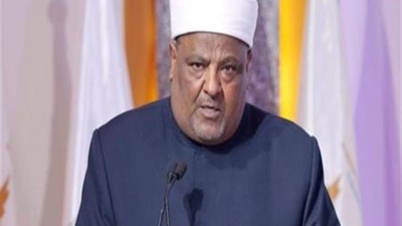 دكتور عباس شومان