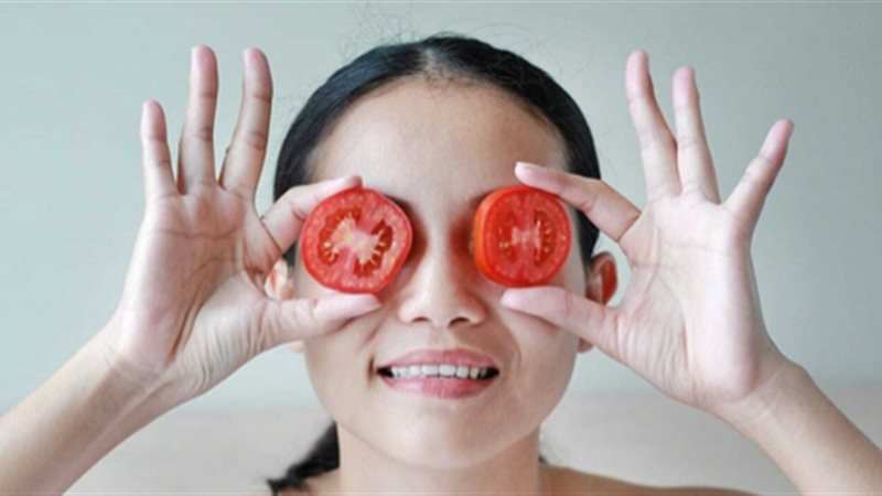 فوائد الطماطم للبشرة