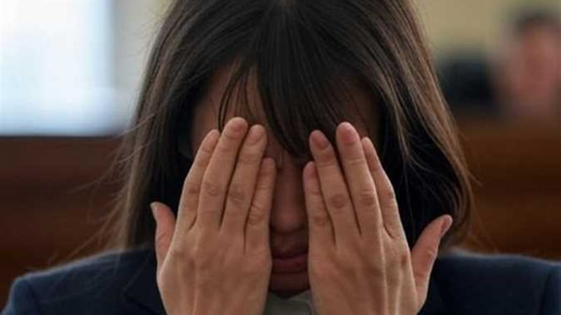 سيدة تطلب الخلع 