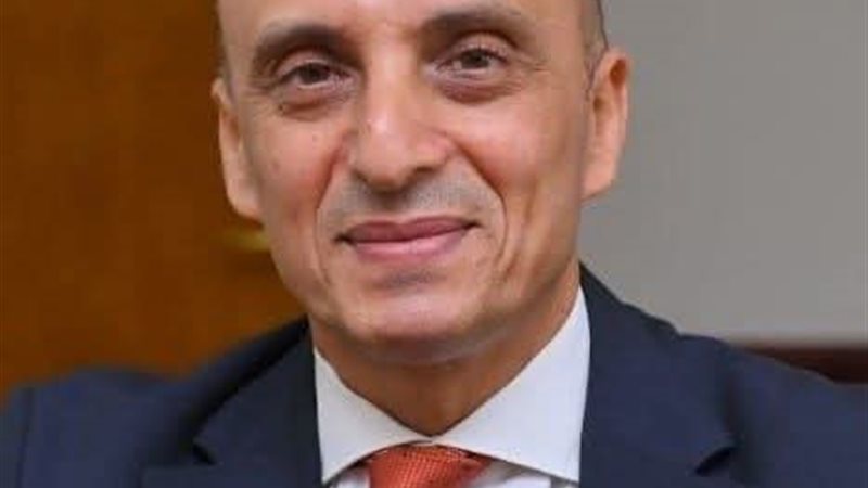 الدكتور علاء حلويش