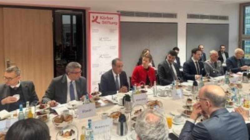 وزير الخارجية 