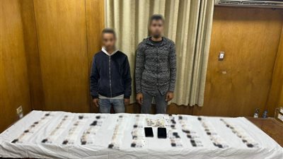 ضبط شخصين بحوزتهما كروت دعائية وأموال لتزوير التصويت في طما بسوهاج