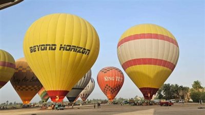 هل كانت الرياح السبب الحقيقي؟.. إلغاء رحلات البالون بالأقصر يشعل الجدل حول إجراءات السلامة