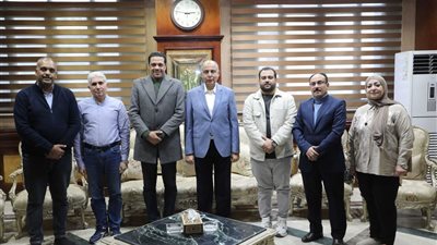 محافظ المنيا يستقبل النجم حمزة العيلي قبل افتتاح مهرجان المنيا الدولي للمسرح