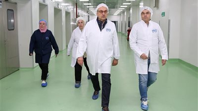 وزير قطاع الأعمال: العنصر البشري يأتي في مقدمة أولويات التطوير