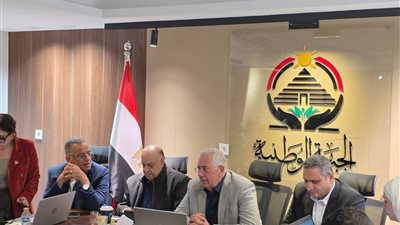 السيد القصير يتابع سير التصويت في المحافظات..ويؤكد دعم مرشحي الجبهة الوطنية في انتخابات النواب