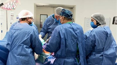لأول مرة.. إجراء جراحات المفاصل بمستشفيي دراو المركزي والنيل التخصصي بأسوان