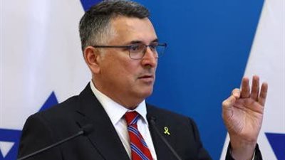 ساعر يتعهد بإنجاح خطة ترامب في غزة وسط ضغوط متصاعدة وانتقادات لحماس