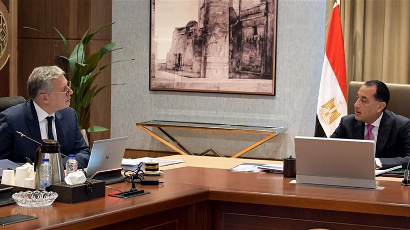 مصطفى مدبولي ووزير