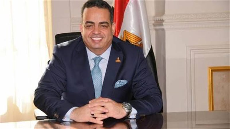 النائب عصام هلال،