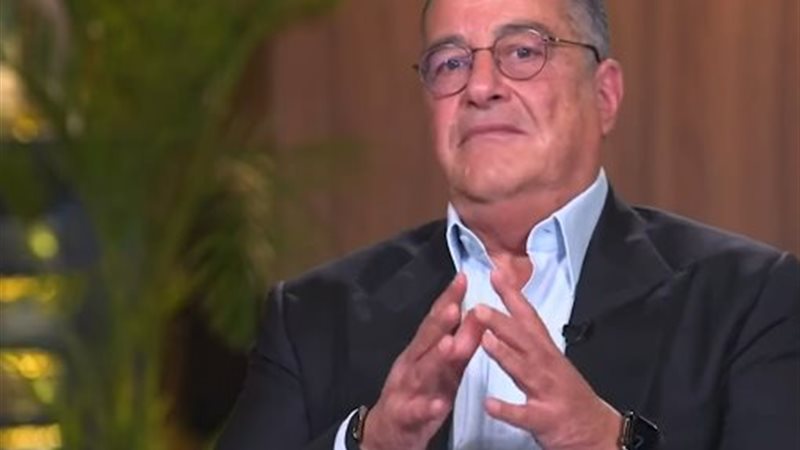  ياسين منصور، رجل