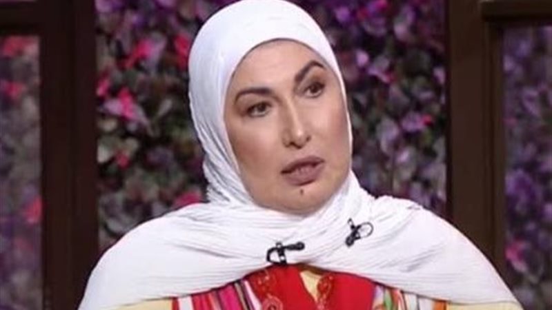 الفنانة جميلة عزيز