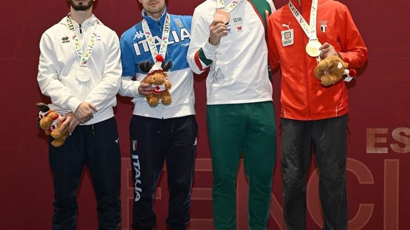 وزير الشباب والرياضة