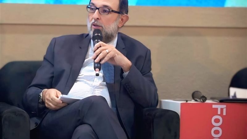  الدكتور طارق الهوبي