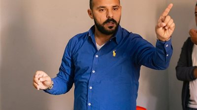 محمد حسنين إينو يتولى القيادة الفنية لنادي شباب بسيون