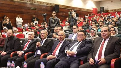 محافظ المنيا يشهد ختام مهرجان المنيا الدولي للمسرح في دورته الثالثة