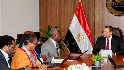 طه: صحة المواطنين في صدارة أولويات التنمية المستدامة