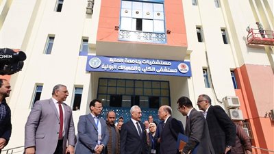 رئيس جامعة المنيا يتفقد مستشفى الكلى دعما للاستعداد لزيارة اعتماد «جهار»
