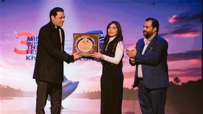 مهرجان المنيا الدولي للمسرح يكرّم المهندسة ماجدة عبد الغني تقديرًا لجهودها الوطنية والمجتمعية