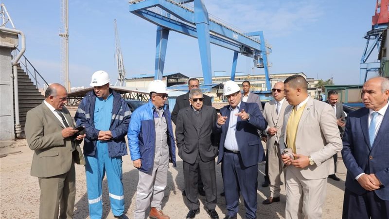 رئيس هيئة قناة السويس