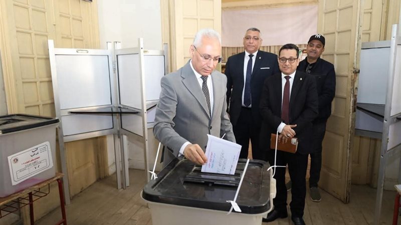 رئيس جامعة المنيا