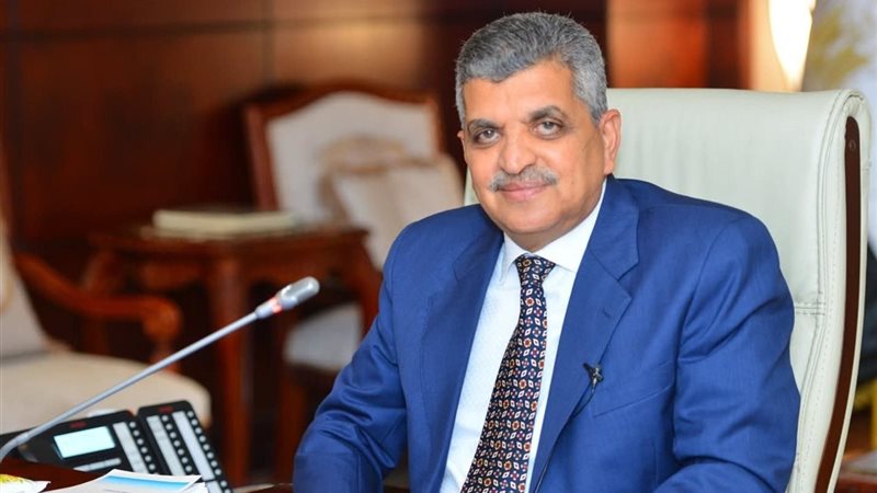 الفريق أسامة ربيع