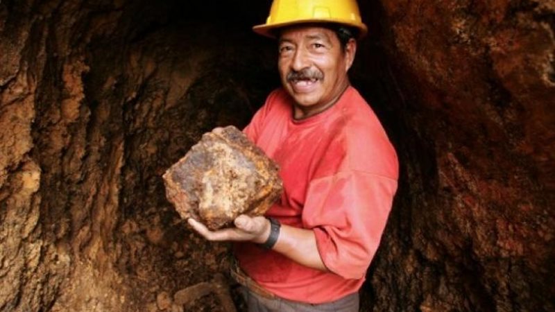 مناجم الذهب