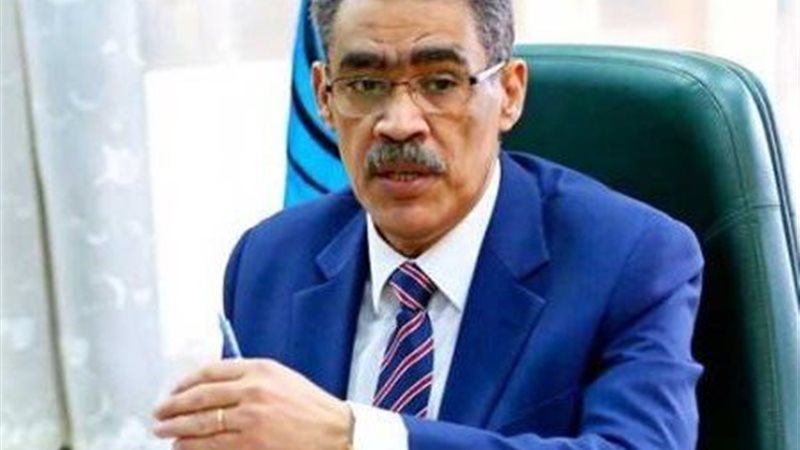 قال الكاتب الصحفي