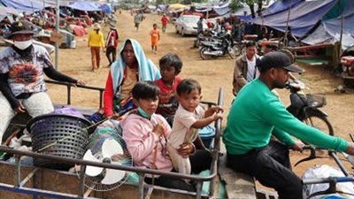 نزاع حدودي دموي يشعل جنوب شرق آسيا.. نصف مليون نازح في كمبوديا و400 ألف في تايلاند والأزمة تتصاعد