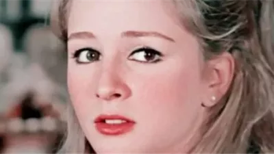 في عيد ميلاد نجلاء فتحي.. نجمة صنعت مجدها بهدوء