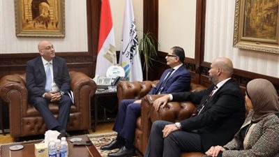 تمويلات بـ750 مليون جنيه.. جهاز تنمية المشروعات يوسع الدعم بالتأجير التمويلي والتخصيم