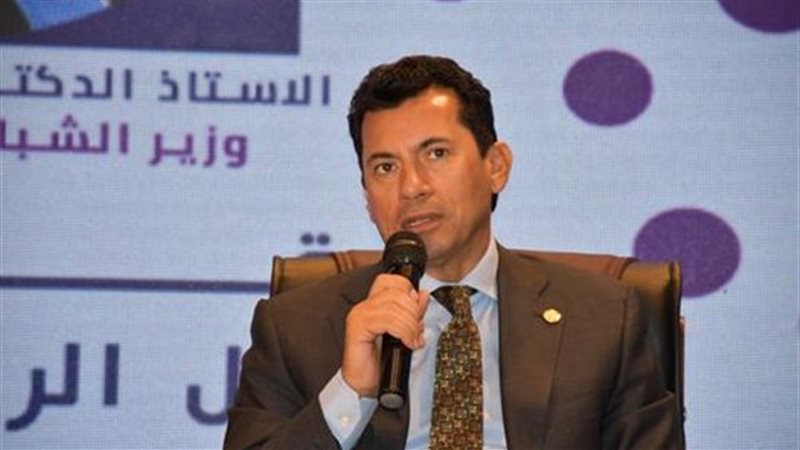 الدكتور أشرف صبحي،