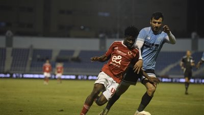 الأهلي يخسر أمام غزل المحلة بهدفين 