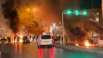 احتجاجات ليلية تشعل غرب ليبيا.. غضب شعبي يطالب برحيل الحكومة وكل الأجسام السياسية