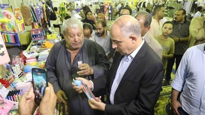 محافظ المنيا يستعرض حصاد تموين 2025 بالمنيا: 1339 منفذًا وضبط 34 ألف مخالفة