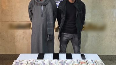 احنا خدمة العملاء.. تفاصيل سقوط عصابة سرقة أموال عملاء البنوك بالمنيا