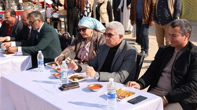 على ممشى “المتحف الآتوني”.. المنيا تحتفي بتسجيل “الكشري” ضمن قائمة التراث العالمي لليونسكو