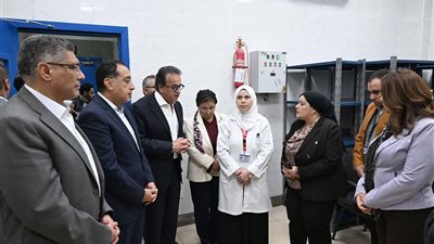 رئيس الوزراء: تعزيز ملفي الصحة والتعليم ضمن استراتيجية تحسين حياة المواطنين