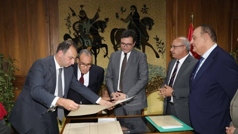 وزير الثقافة ووزير