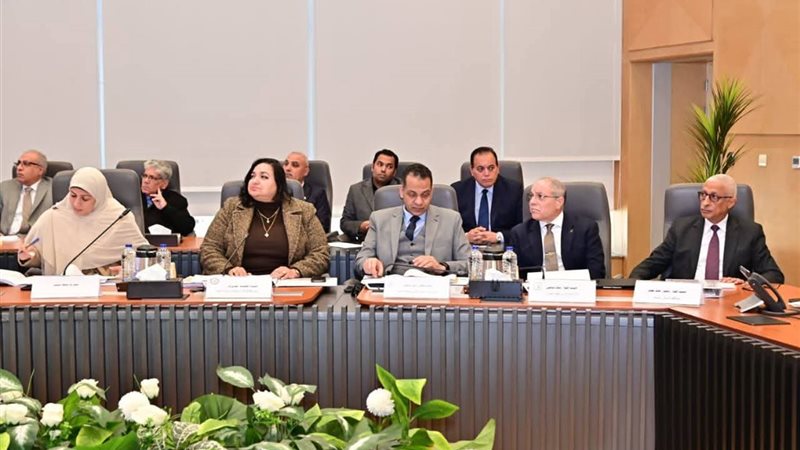 اجتماع وزير الري